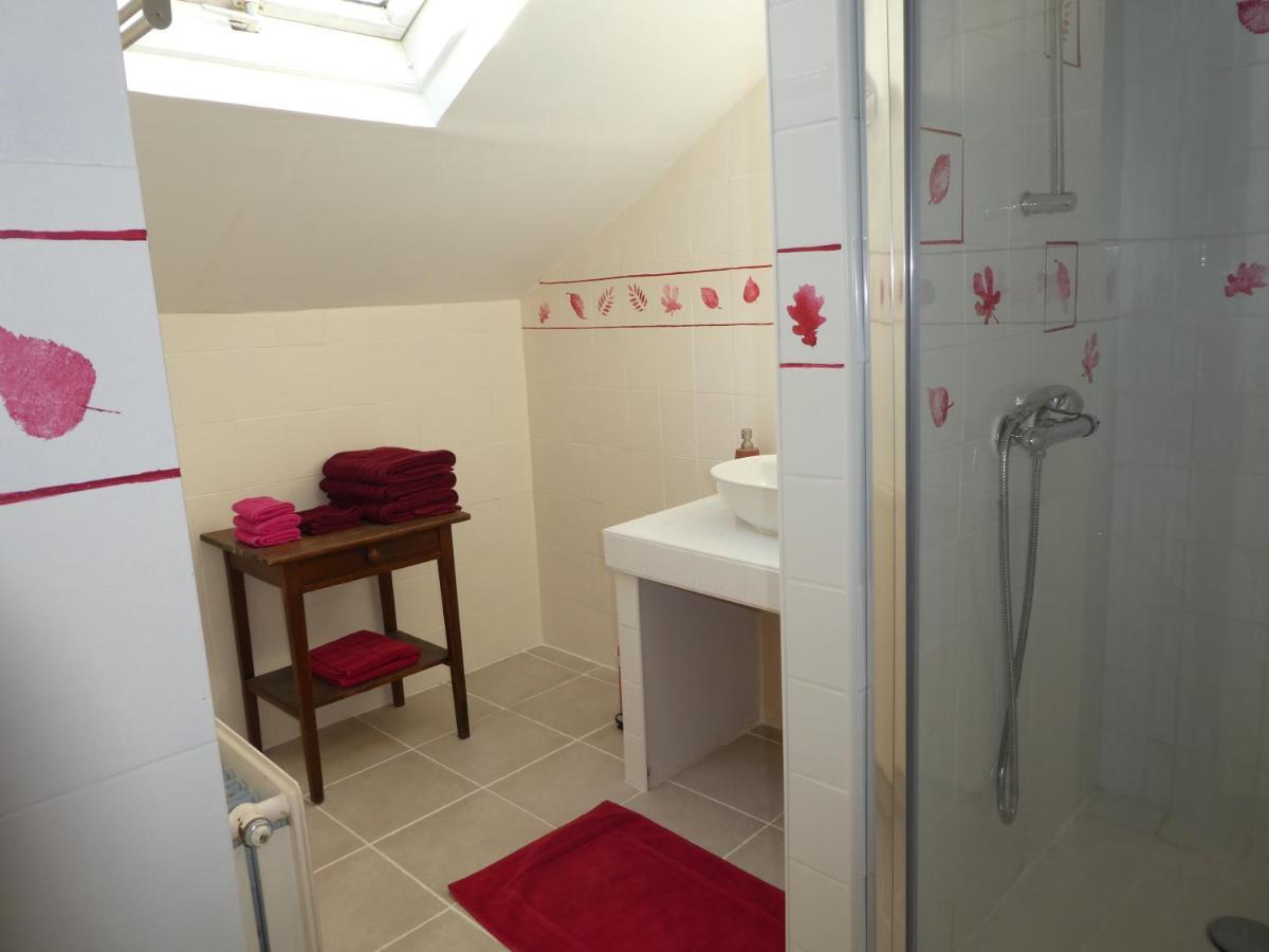 Les Chambres Du Ladoux Sencenac-Puy-de-Fourches Esterno foto