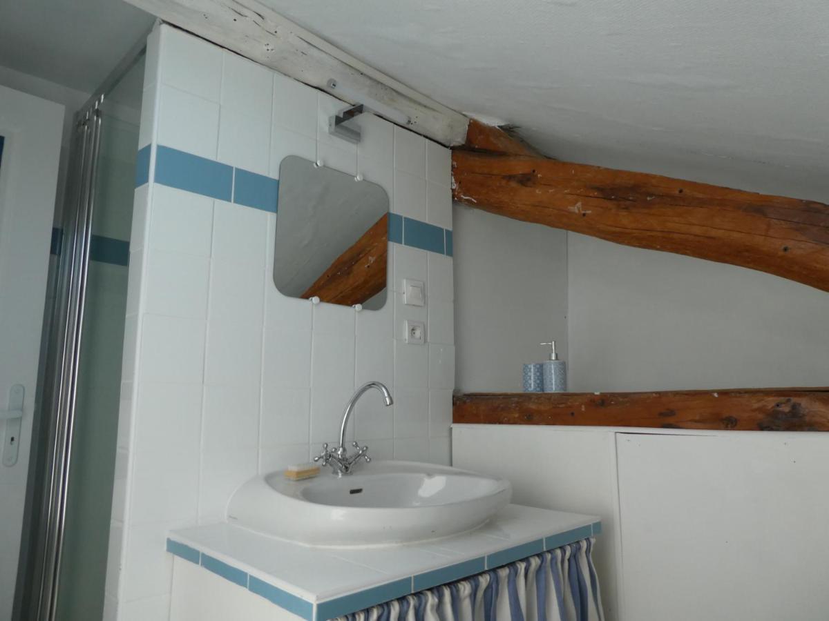 Les Chambres Du Ladoux Sencenac-Puy-de-Fourches Esterno foto