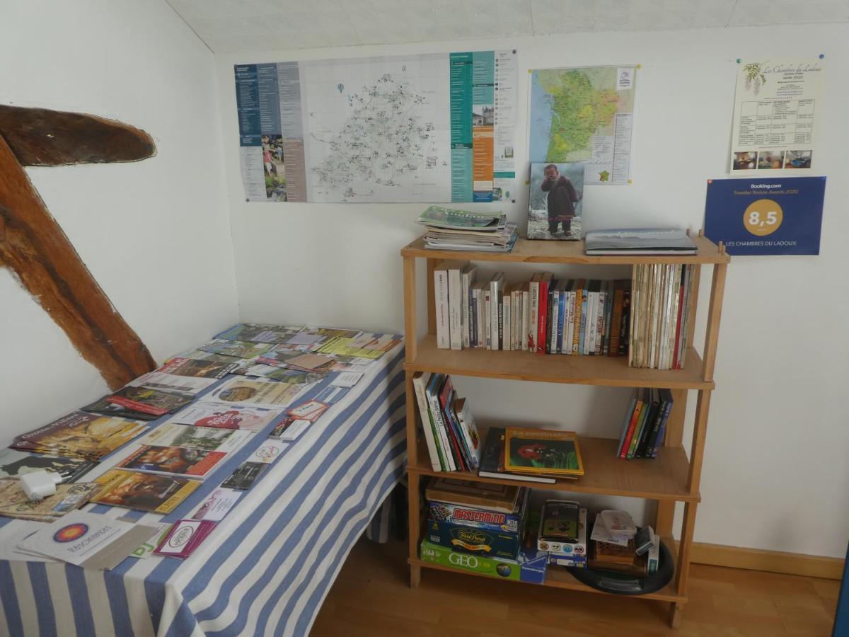 Les Chambres Du Ladoux Sencenac-Puy-de-Fourches Esterno foto